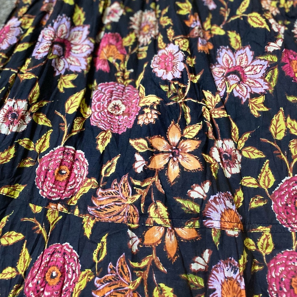 Offers are Welcomed! Free People dress- floral, flowy dress size xs. - Picture 8 of 10